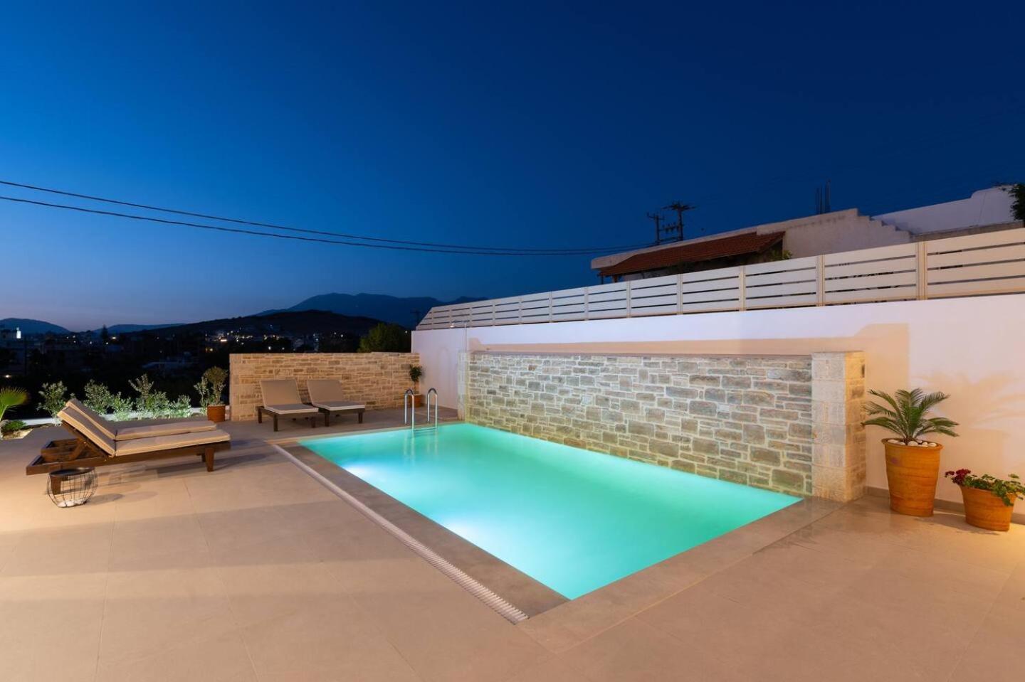 Ammokrinos Luxury Homes,150M From The Beach Kalamaki  Exterior foto