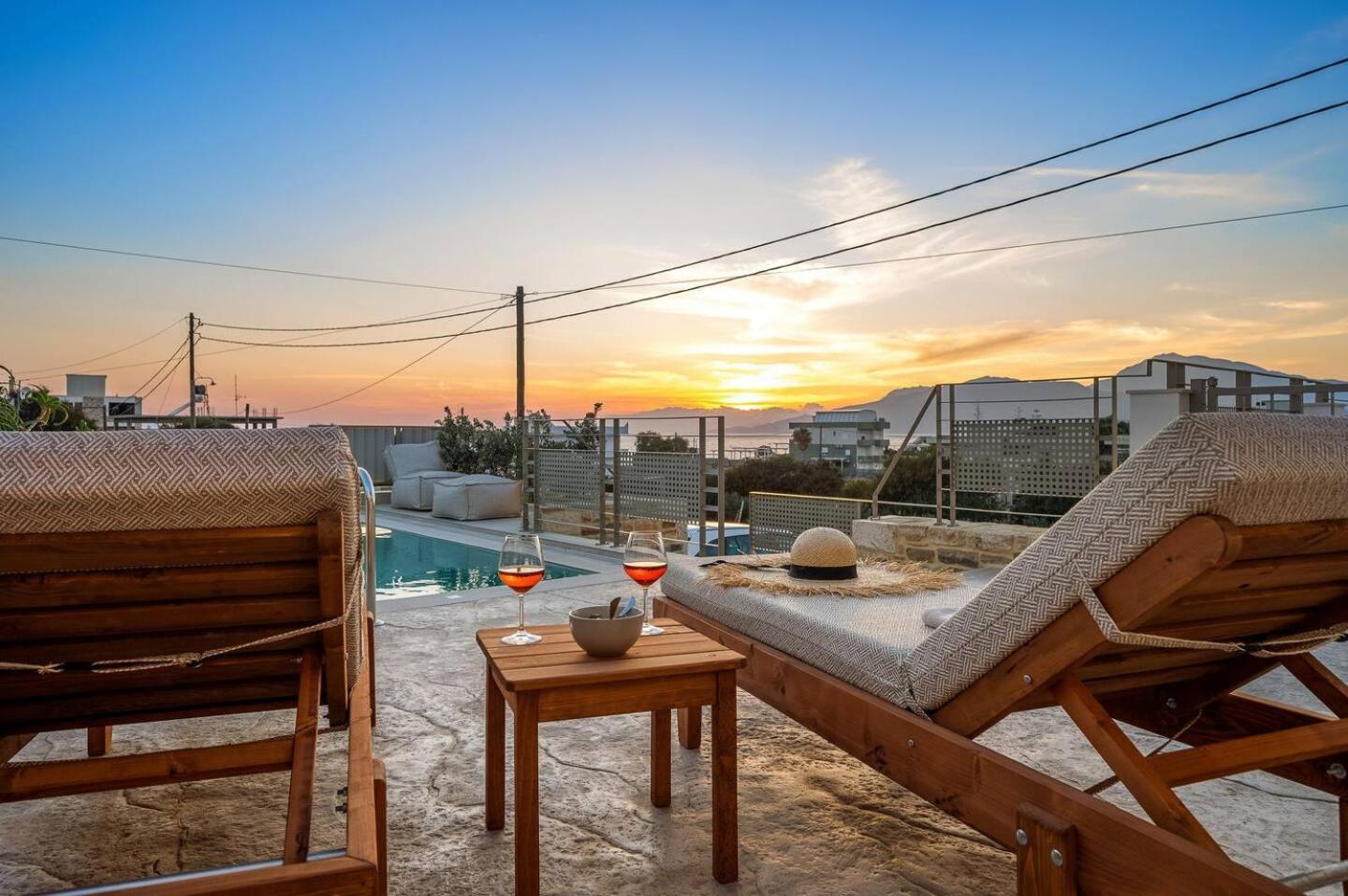 Ammokrinos Luxury Homes,150M From The Beach Kalamaki  Exterior foto