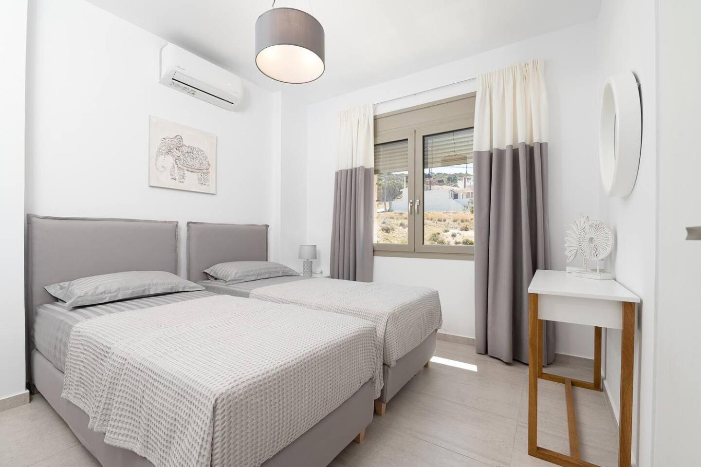 Ammokrinos Luxury Homes,150M From The Beach Kalamaki  Exterior foto