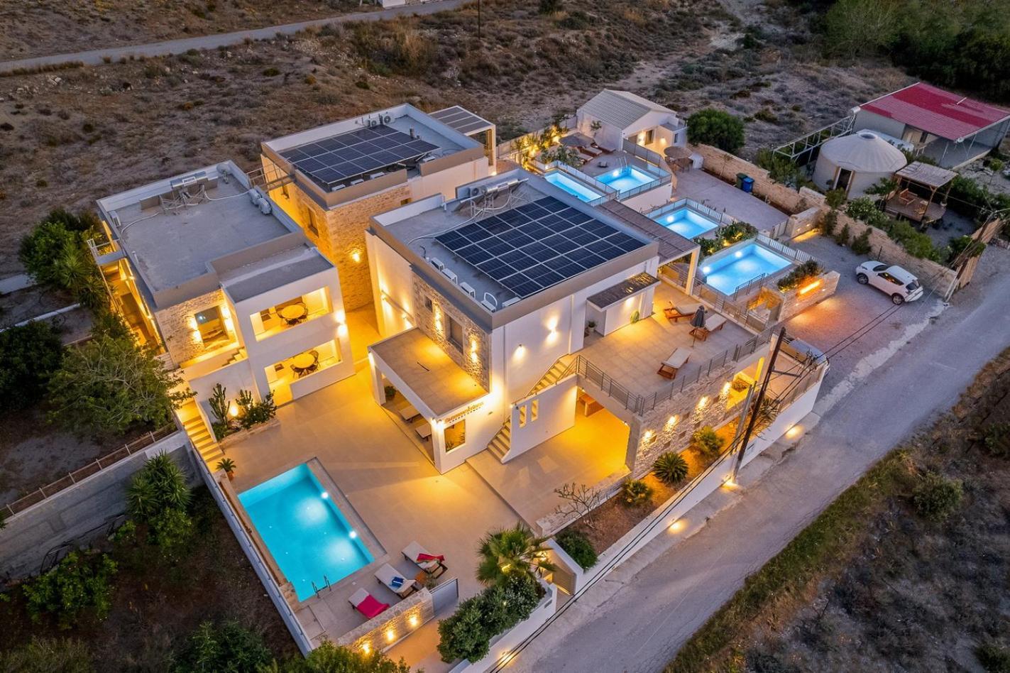 Ammokrinos Luxury Homes,150M From The Beach Kalamaki  Exterior foto