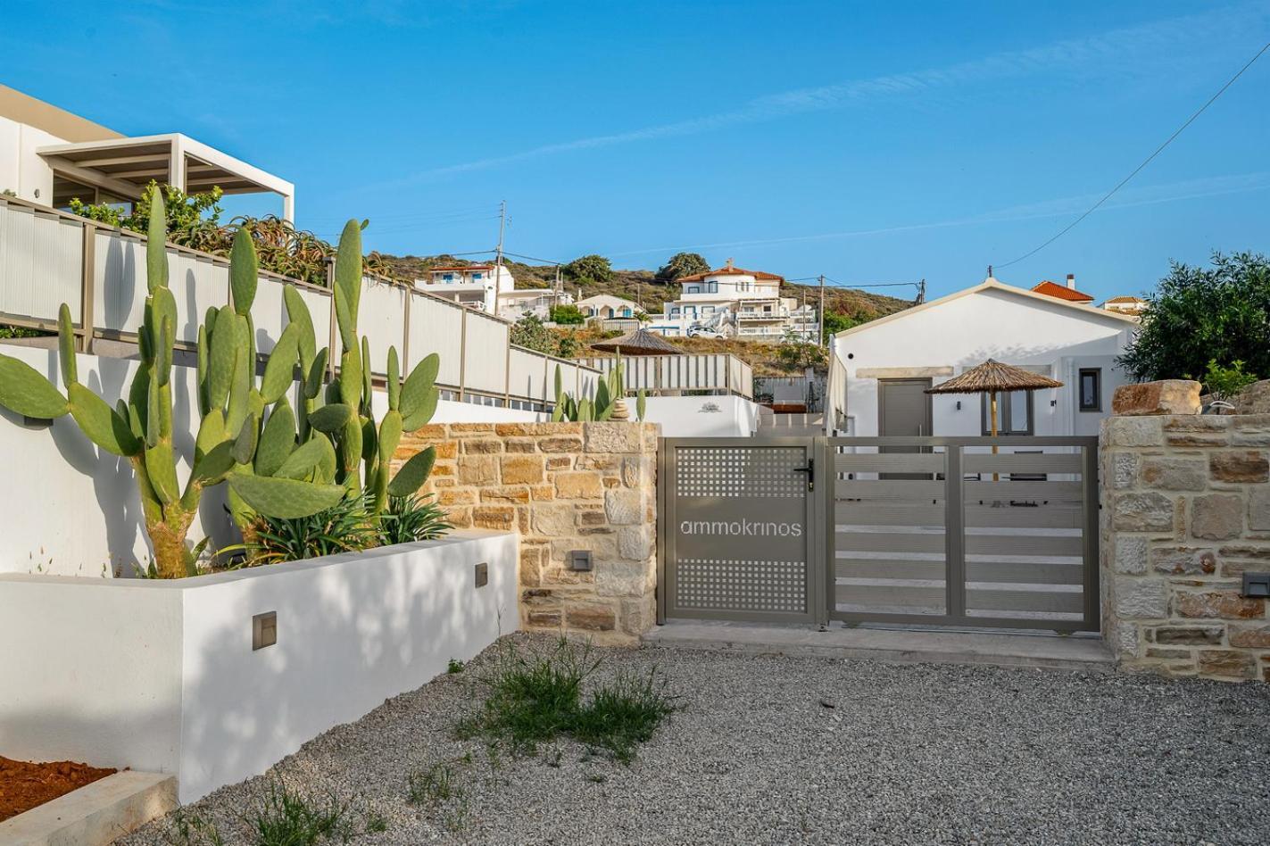 Ammokrinos Luxury Homes,150M From The Beach Kalamaki  Exterior foto