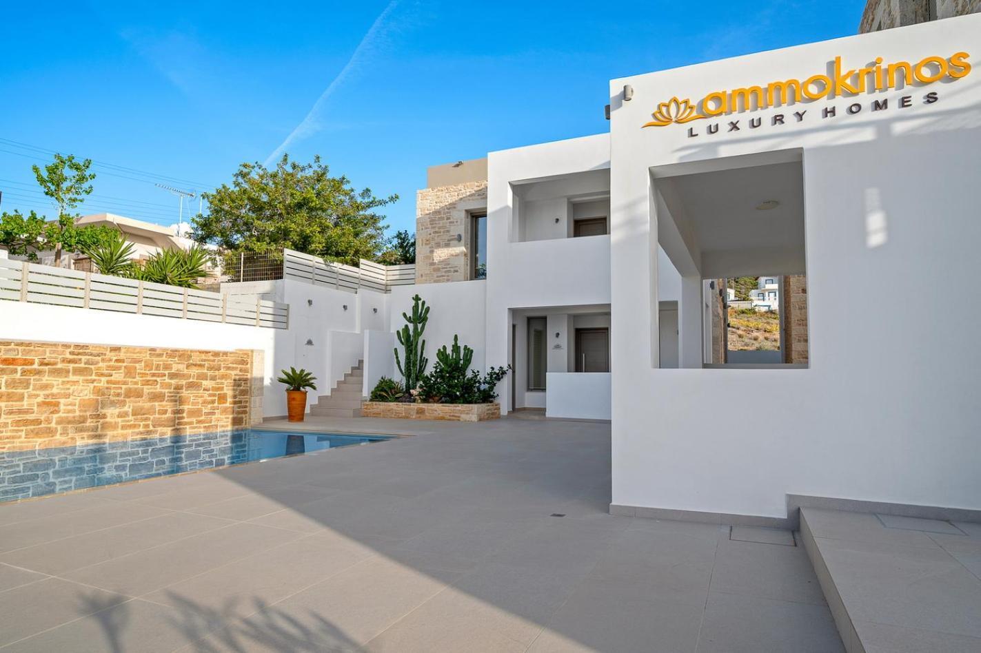 Ammokrinos Luxury Homes,150M From The Beach Kalamaki  Exterior foto