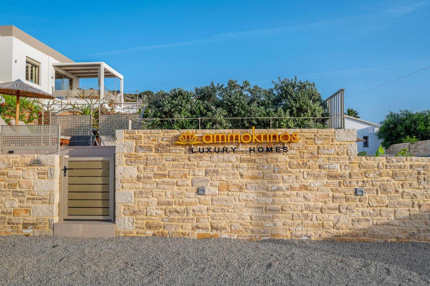 Ammokrinos Luxury Homes,150M From The Beach Kalamaki  Exterior foto
